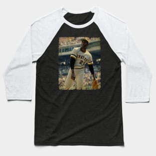 Roberto Clemente - Right Field (12) Baseball T-Shirt